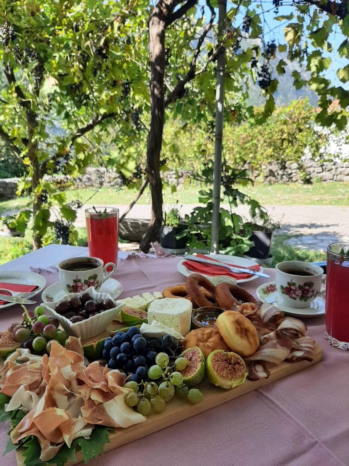 Sailor'S Rustic House Villa Virpazar Eksteriør billede